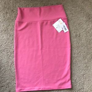Lularoe Cassie Pink small